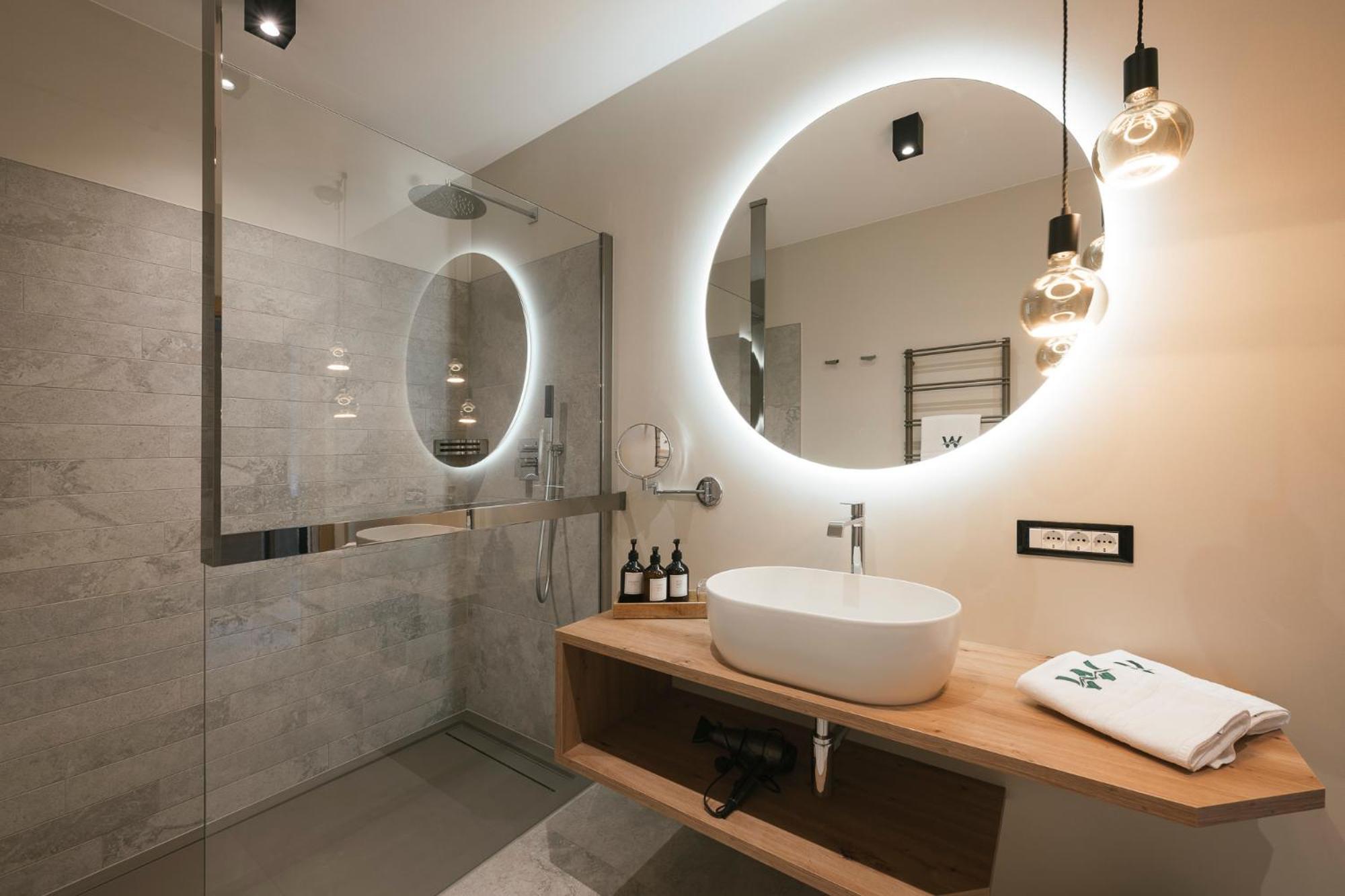 Boutique Hotel Wiesenhof - Adults Only Лана Экстерьер фото